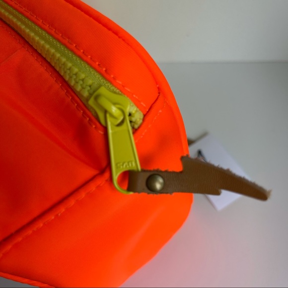 J. Crew Snaggletooth Monster Kid’s Lunch Box NEW - Picture 13 of 13